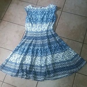 Blue and White flare tail dress knee length